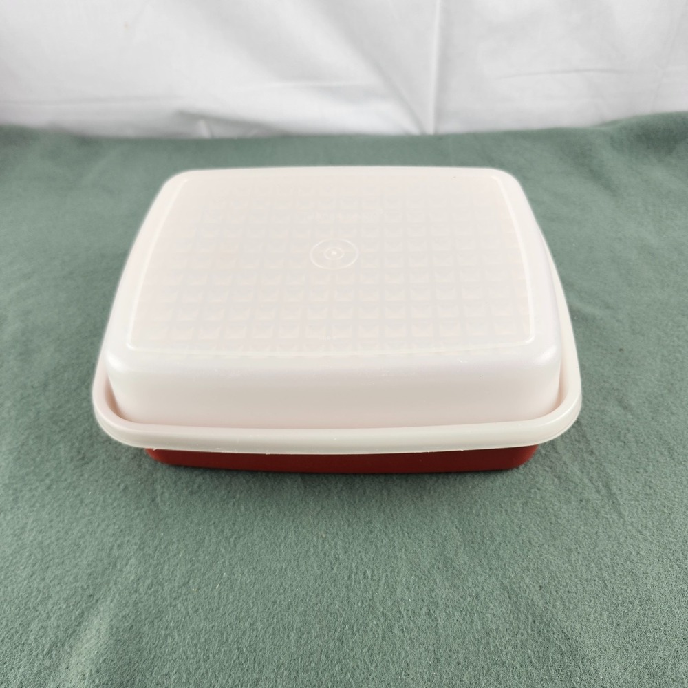 Vintage Tupperware Junior Waffle-Bottom Marinating Container 1518-4 Paprika